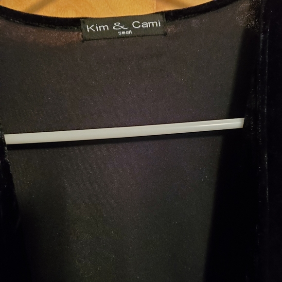 Black velvet peplum cardigan - Picture 3 of 3